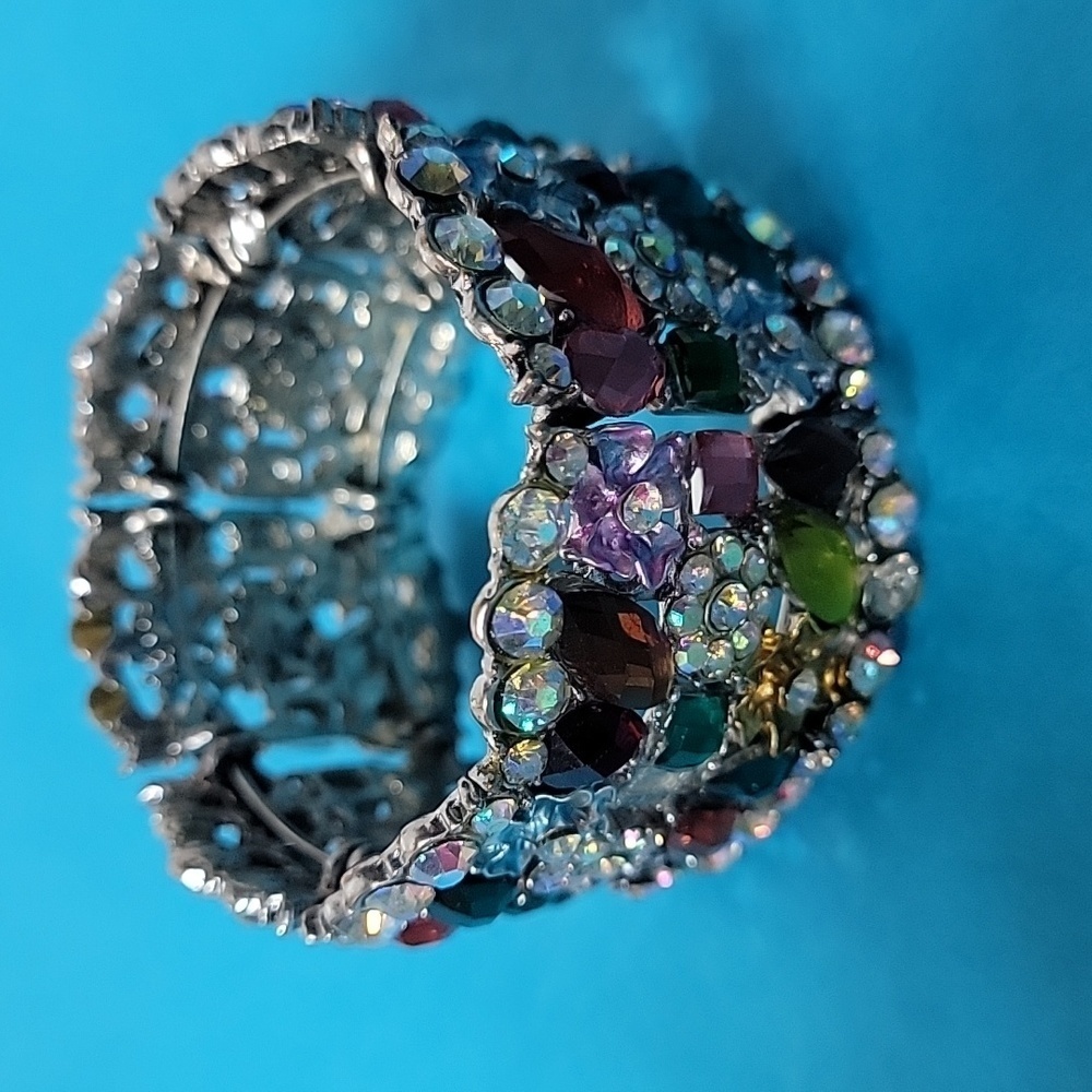 Cocktail Colorful Multi-Color Embellished Floral Rhinestone Stretchable Bangle - Picture 6 of 11